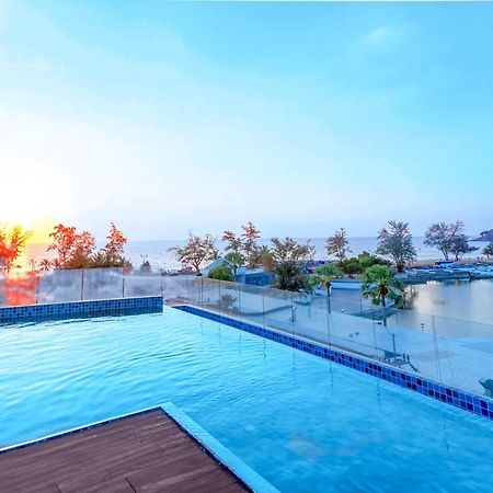 Phoenix Hotel Karon Beach Exterior photo