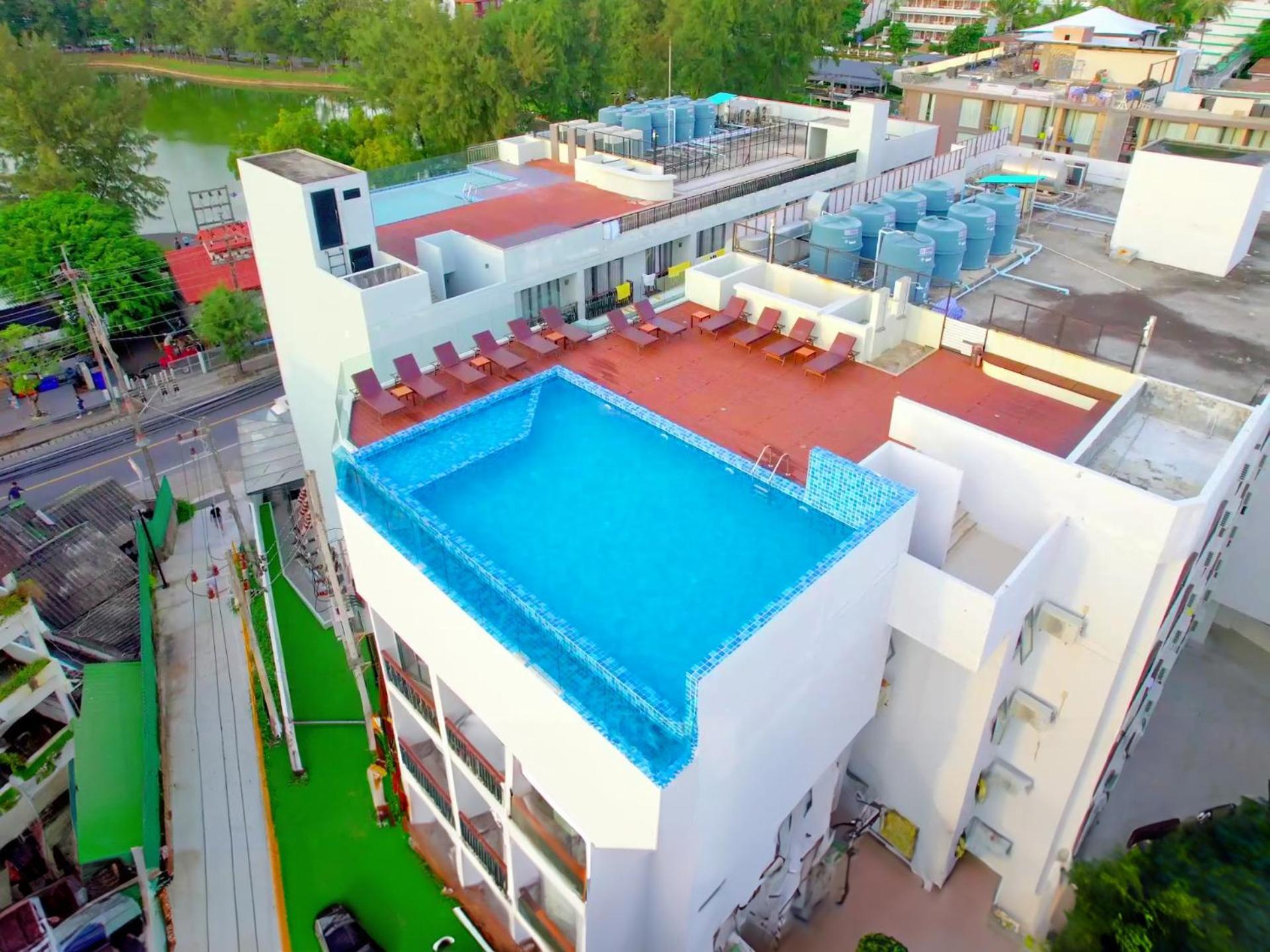 Phoenix Hotel Karon Beach Exterior photo
