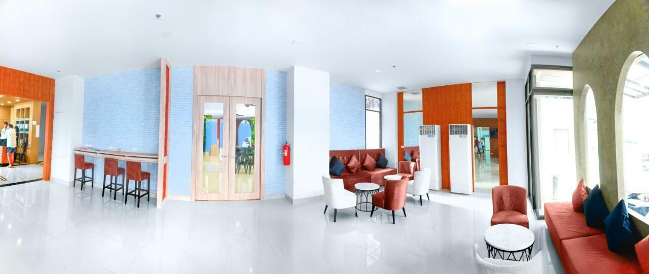 Phoenix Hotel Karon Beach Exterior photo