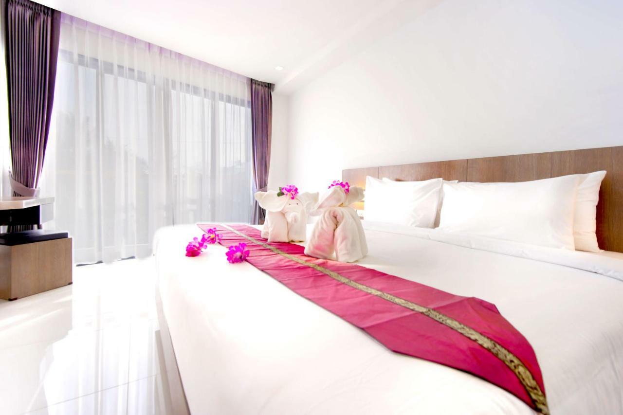 Phoenix Hotel Karon Beach Exterior photo